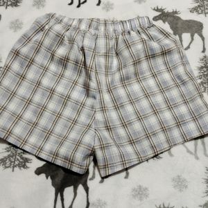 ❄️ 3/12 ❄️ SheIn plaid elastic shorts
